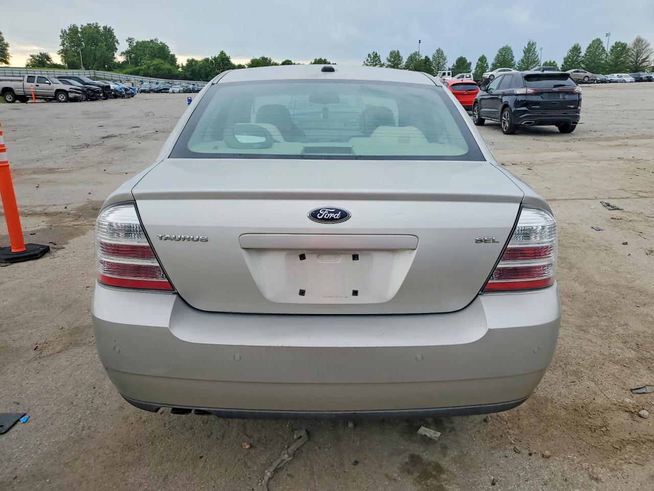 2008 FORD TAURUS