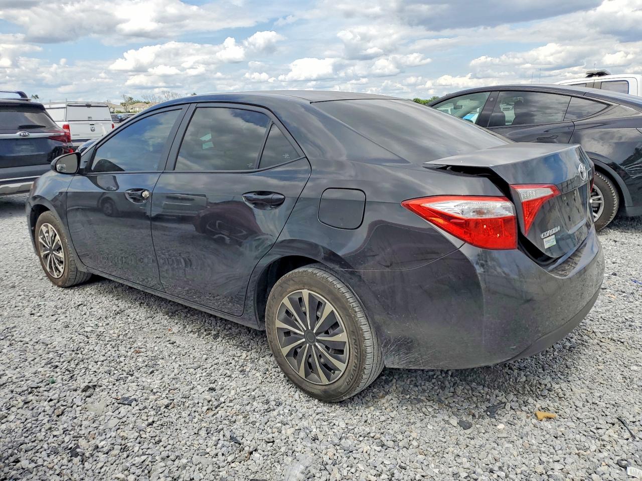 2016 TOYOTA COROLLA