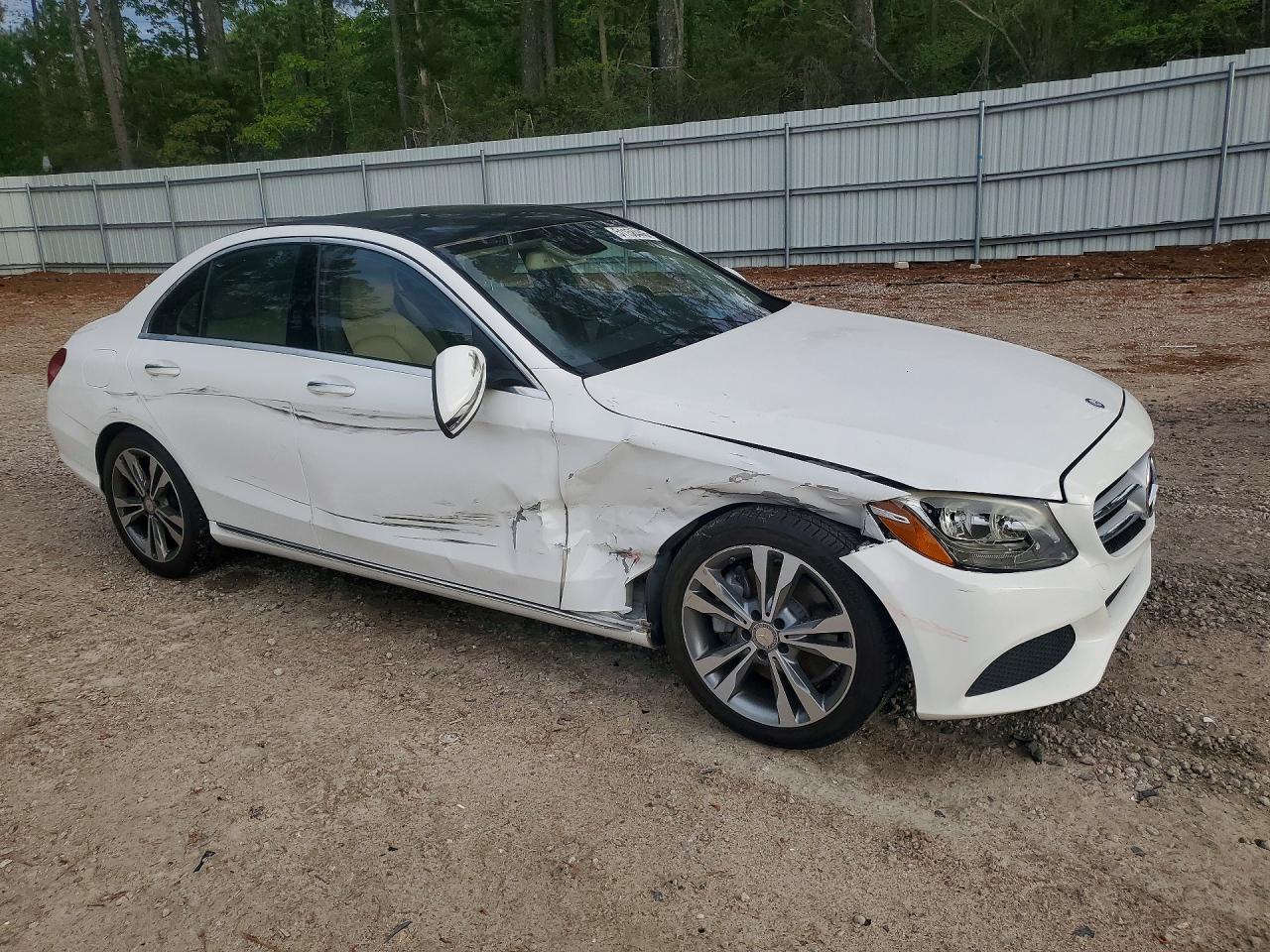 2016 MERCEDES-BENZ C-CLASS