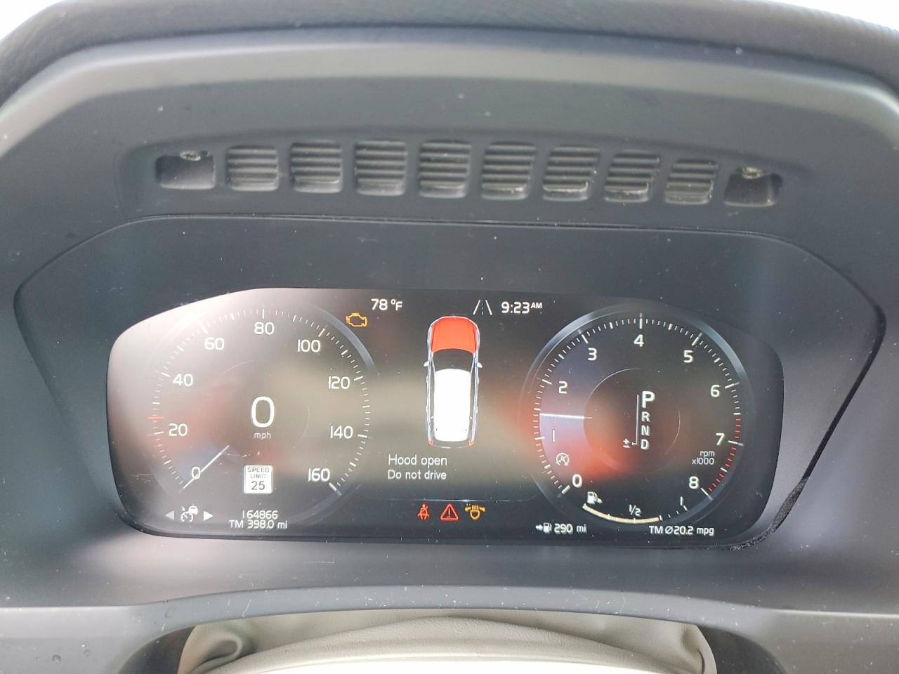 2021 VOLVO XC90