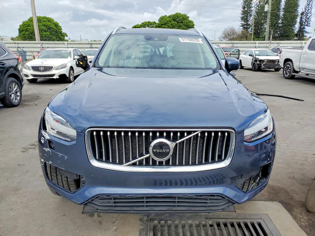 2021 VOLVO XC90