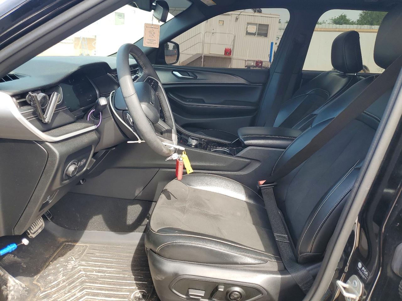 2023 JEEP CHEROKEE