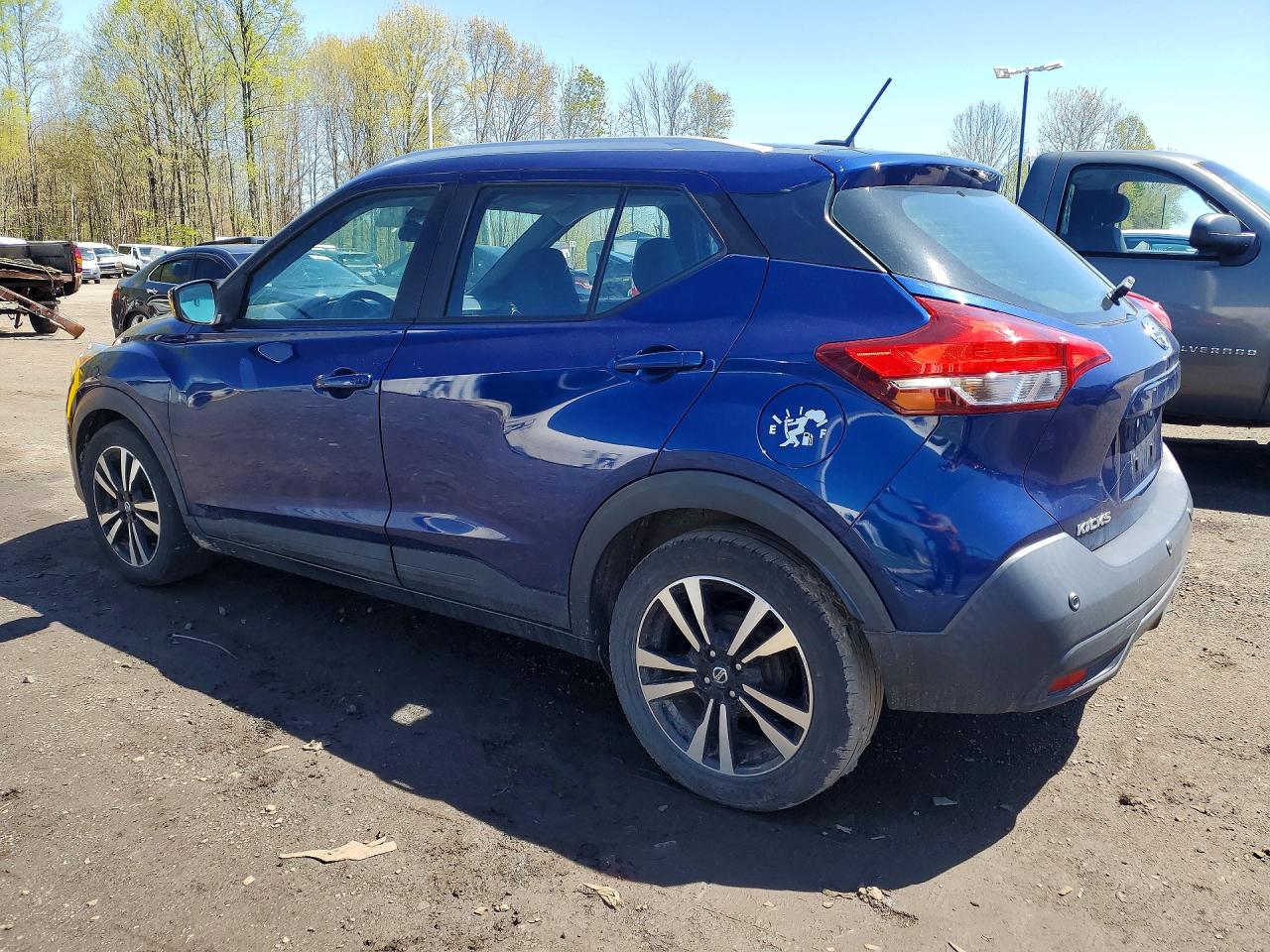 2020 NISSAN KICKS