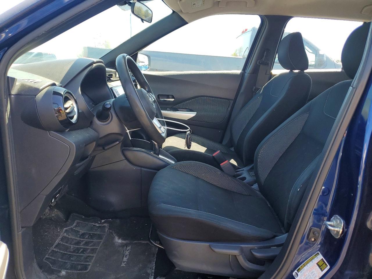 2020 NISSAN KICKS