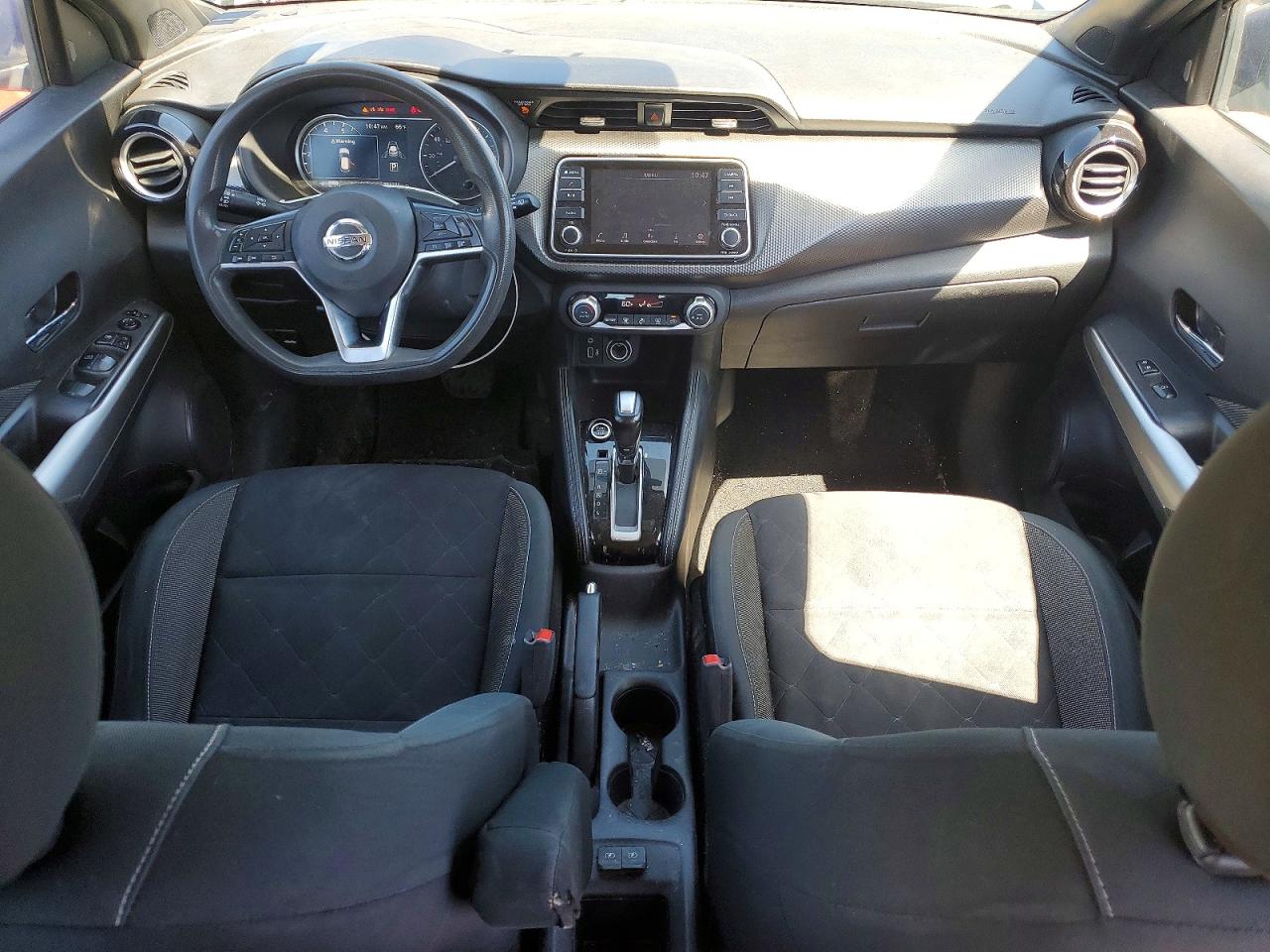 2020 NISSAN KICKS