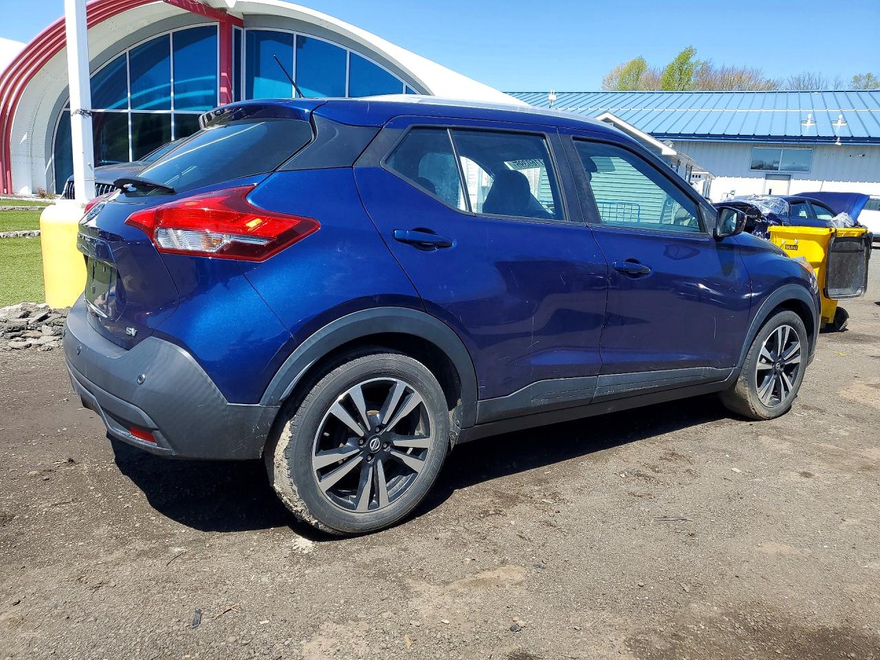 2020 NISSAN KICKS