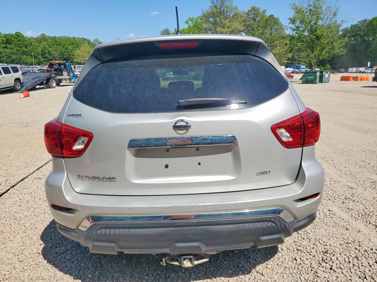 2017 NISSAN PATHFINDER