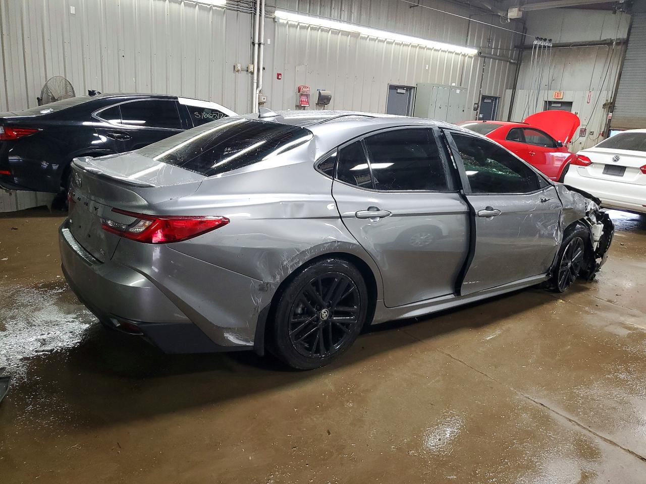2025 TOYOTA CAMRY