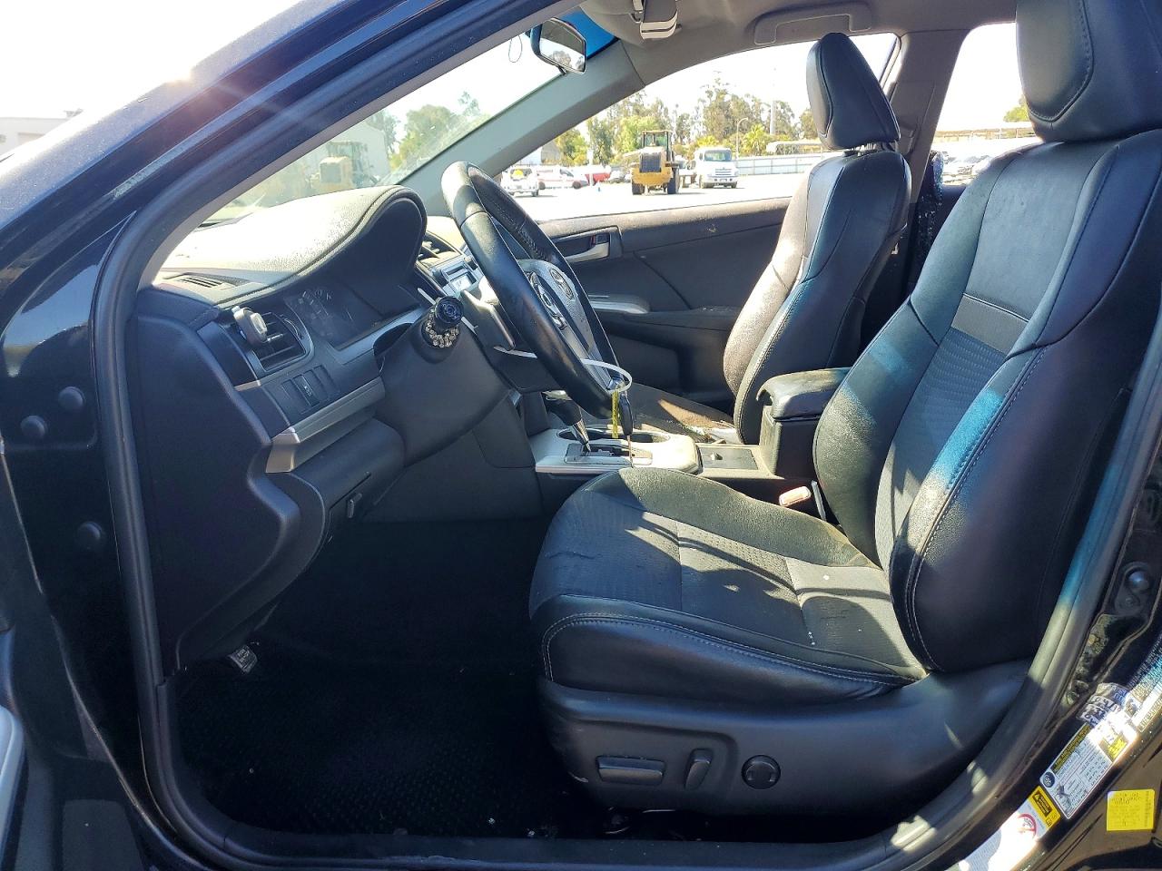 2014 TOYOTA CAMRY