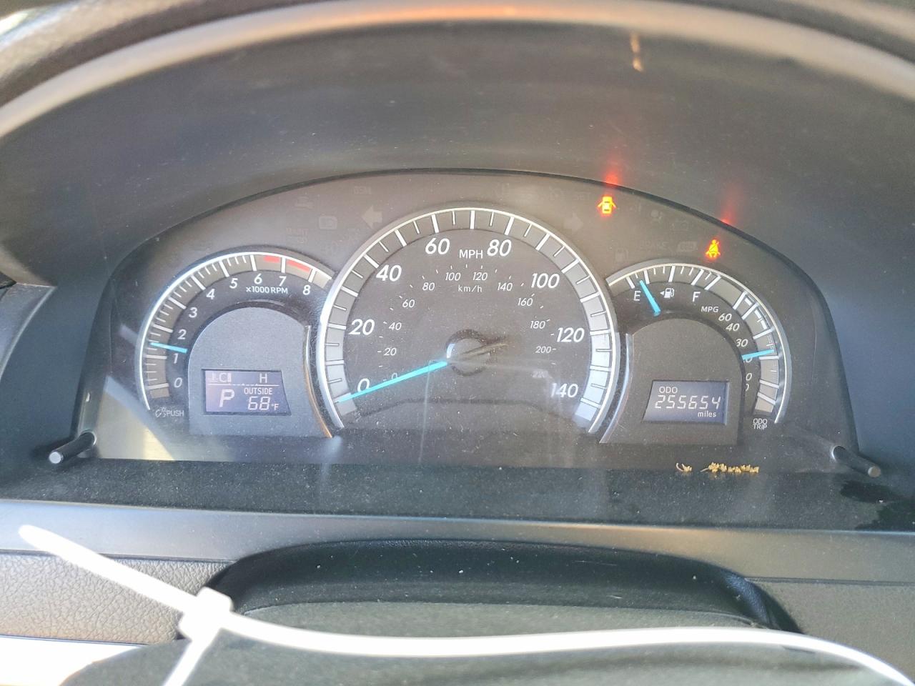 2014 TOYOTA CAMRY