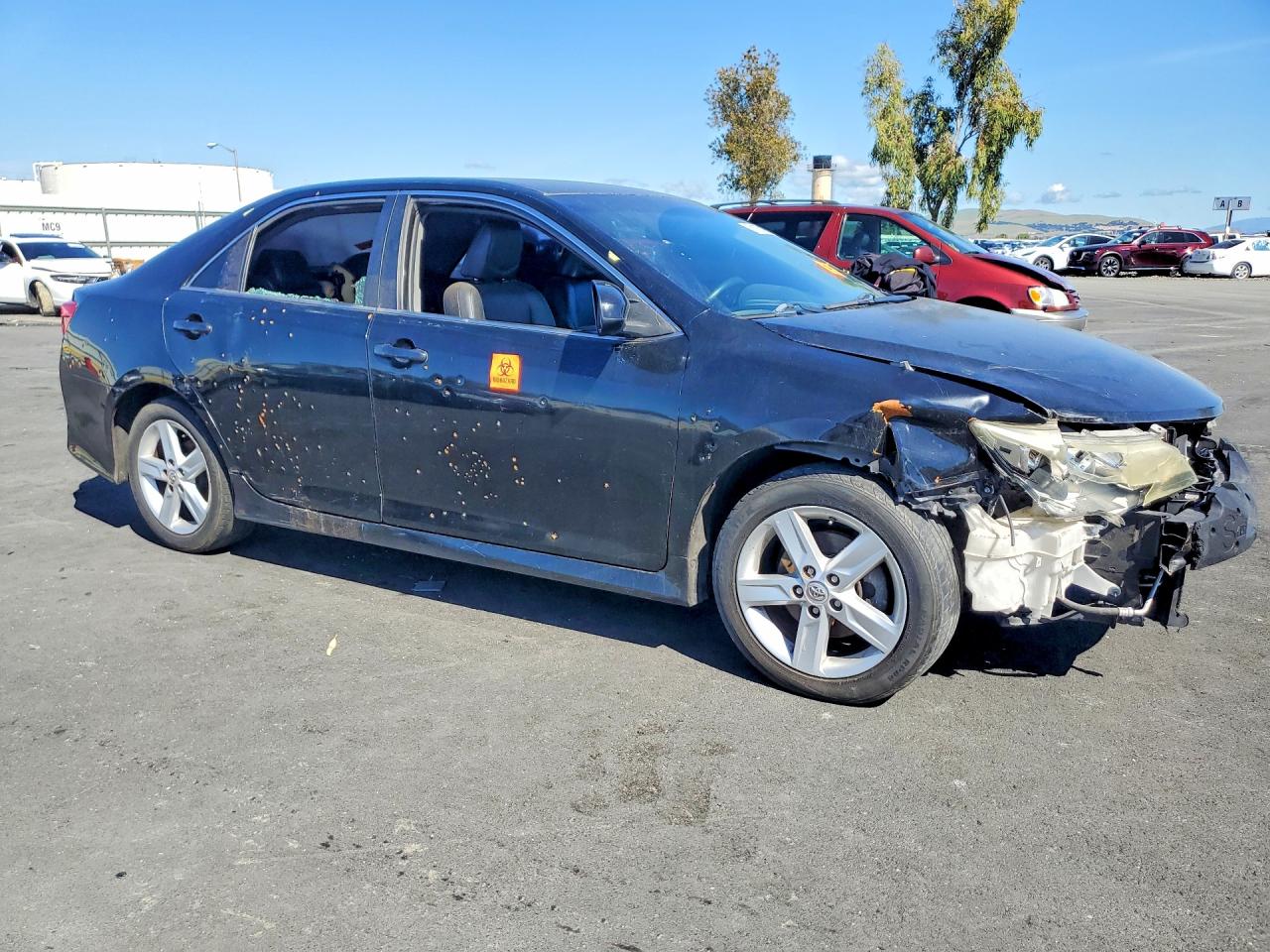 2014 TOYOTA CAMRY