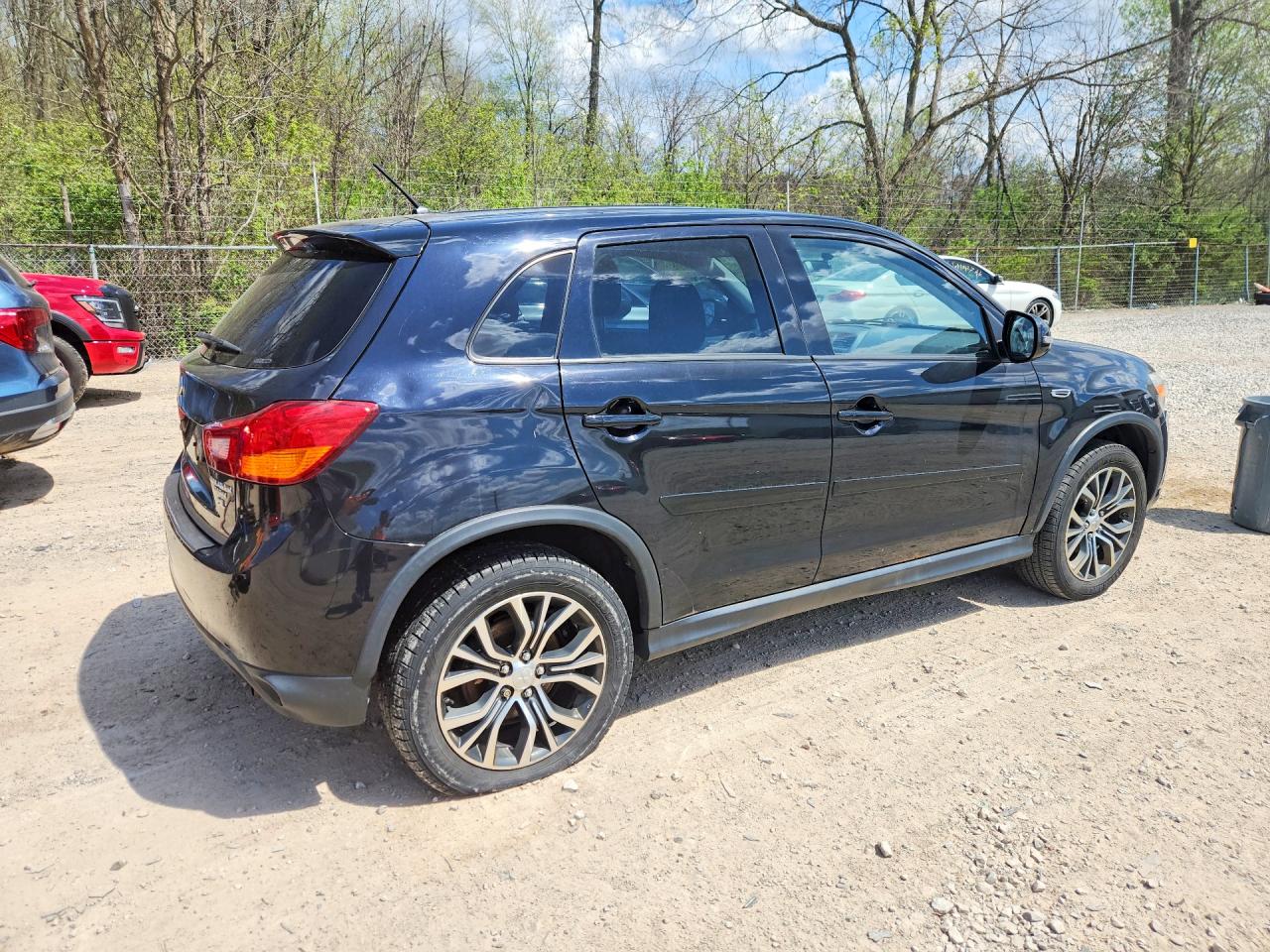 2016 MITSUBISHI OUTLANDER