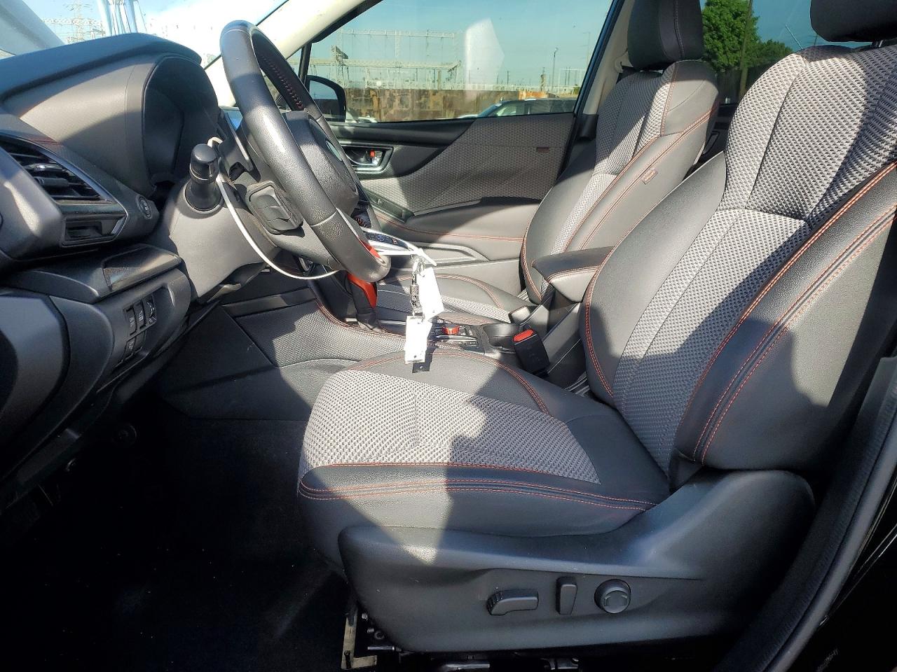 2023 SUBARU FORESTER