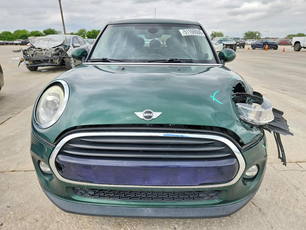2016 MINI COOPER