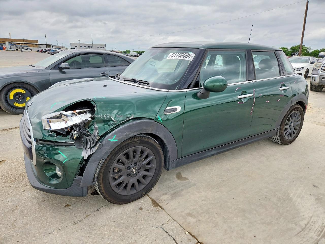 2016 MINI COOPER