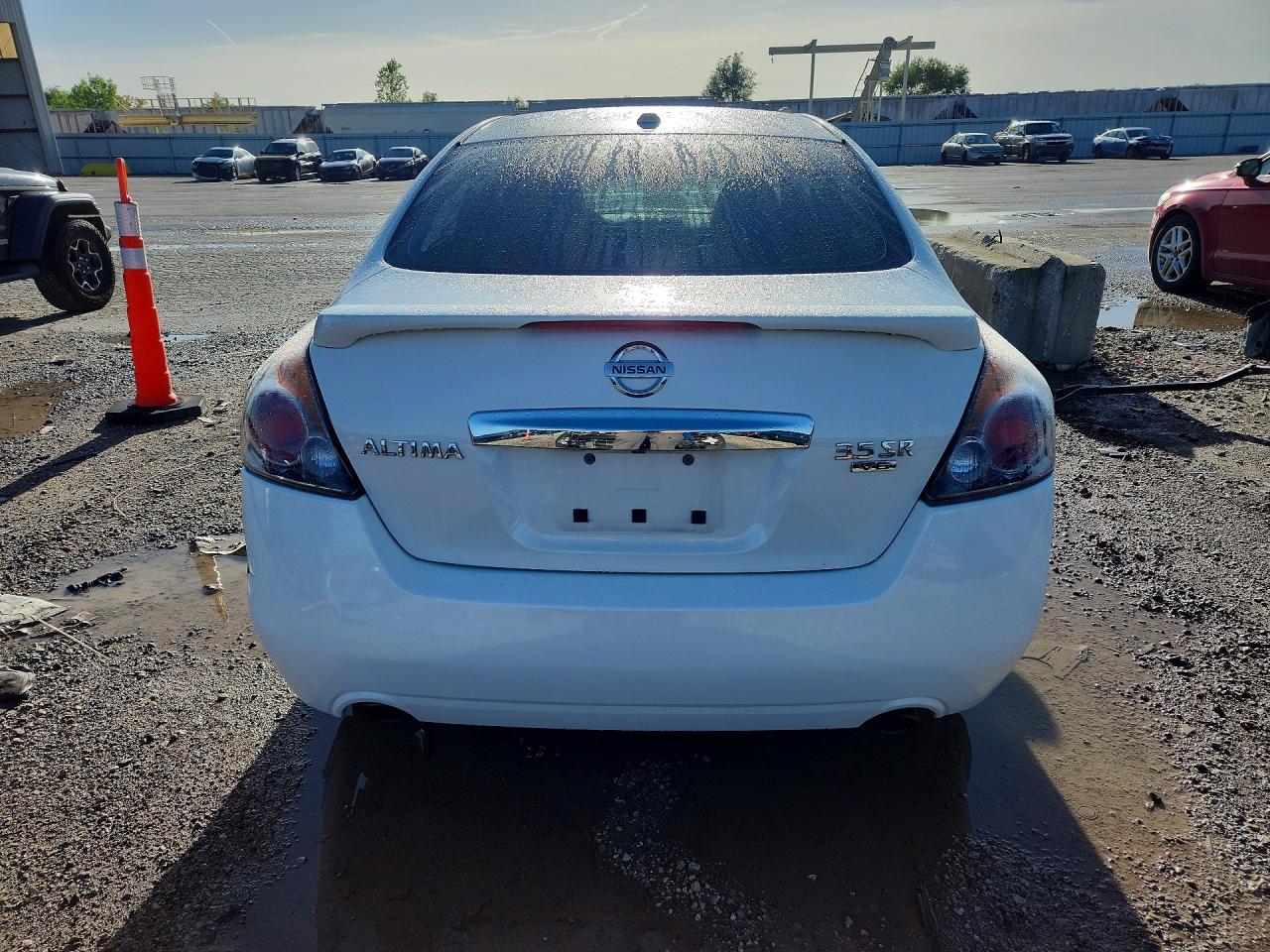 2012 NISSAN ALTIMA