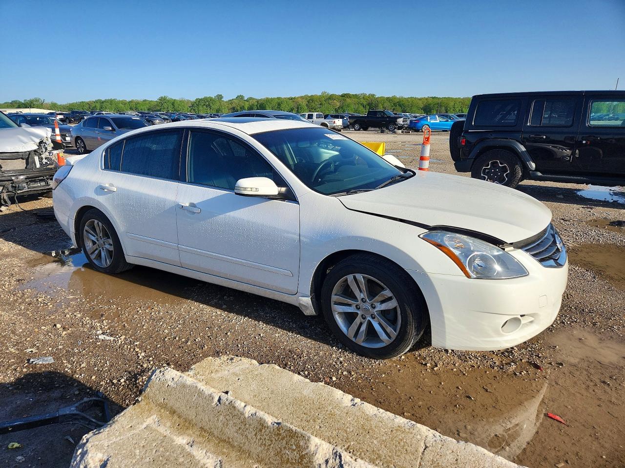2012 NISSAN ALTIMA