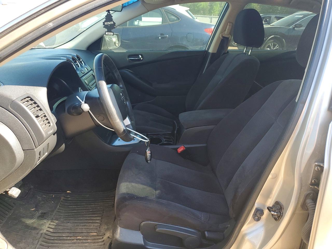 2009 NISSAN ALTIMA