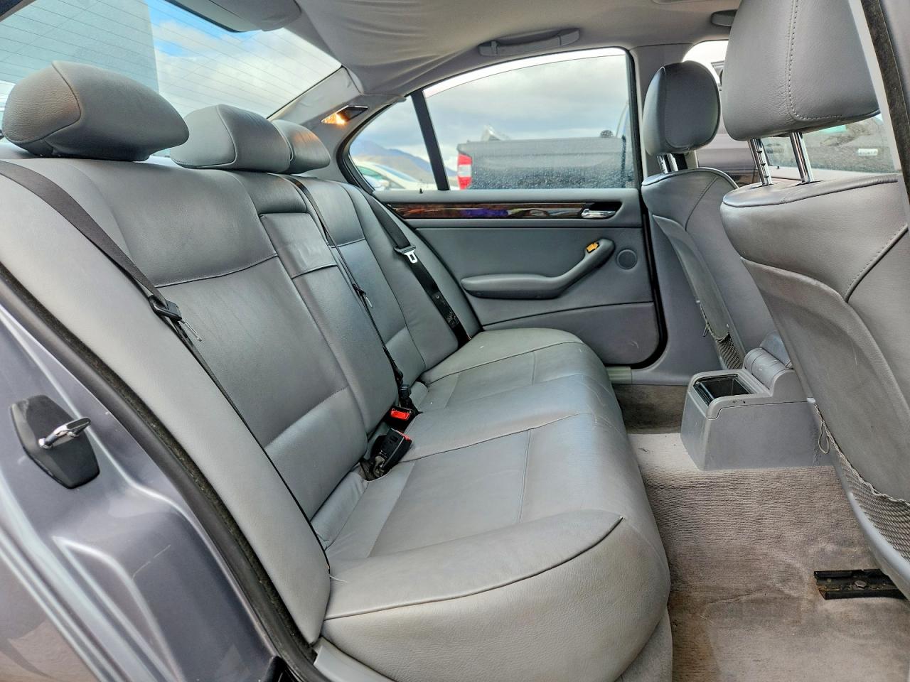 2004 BMW 3 SERIES