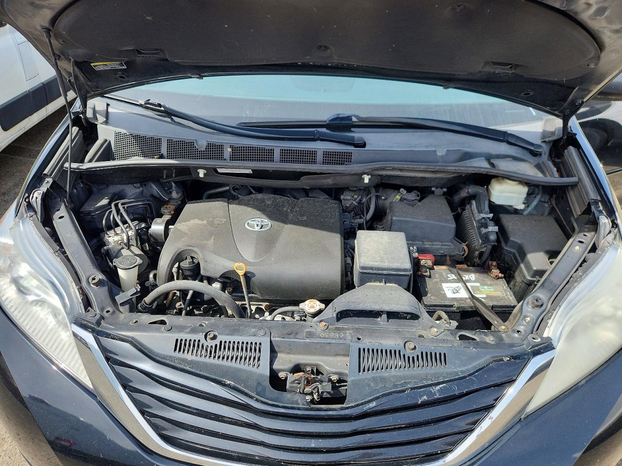 2017 TOYOTA SIENNA