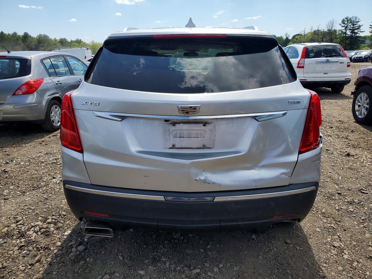 2017 CADILLAC XT5