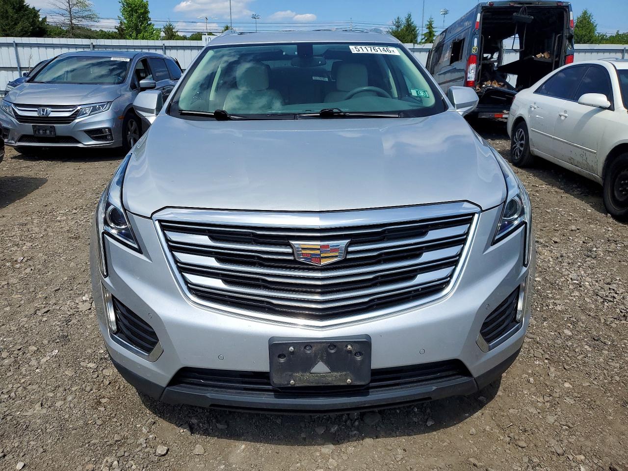 2017 CADILLAC XT5