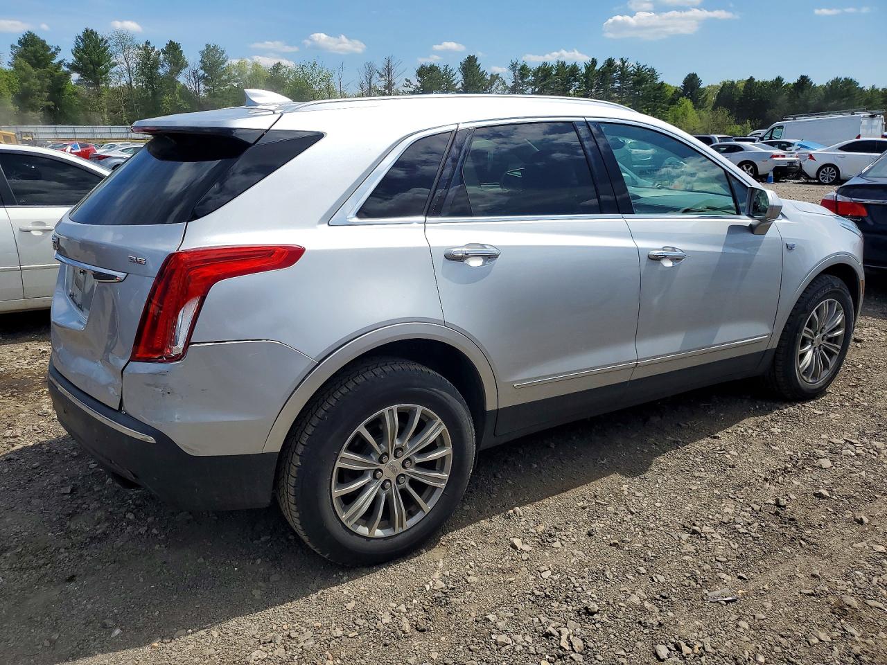 2017 CADILLAC XT5