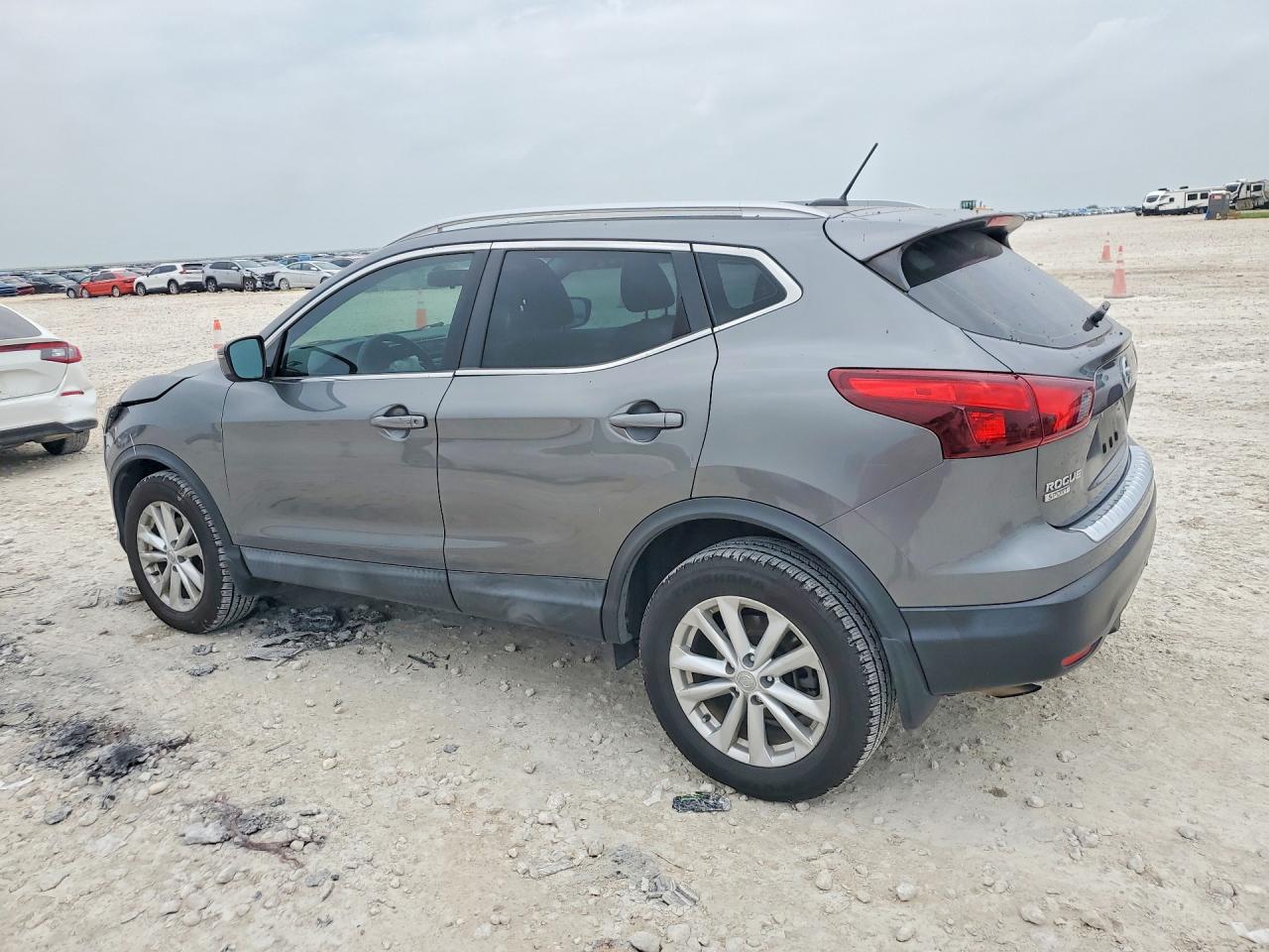 2018 NISSAN ROGUE