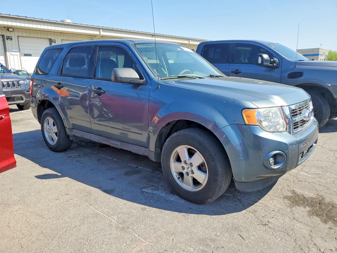 2012 FORD ESCAPE