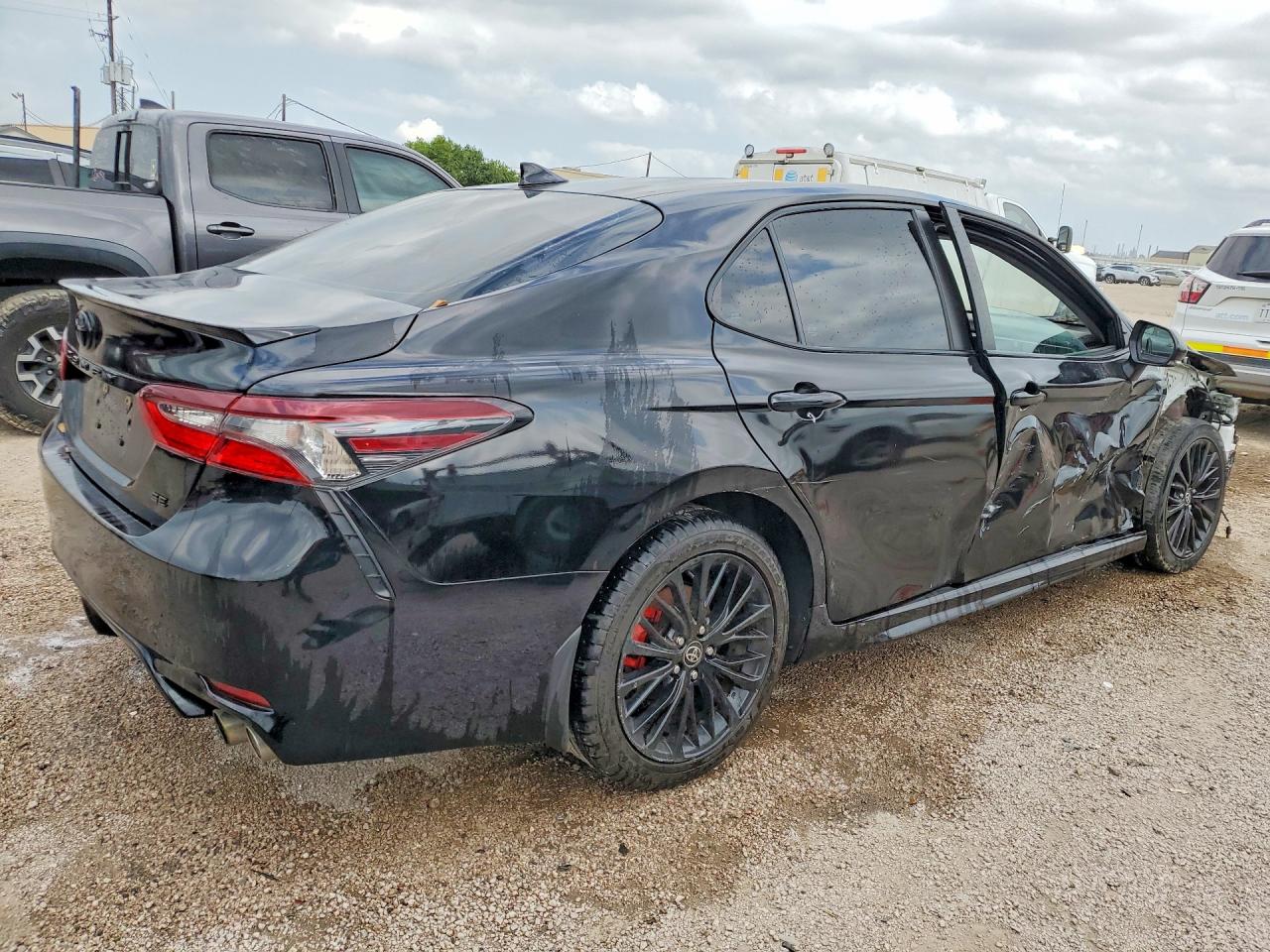 2022 TOYOTA CAMRY