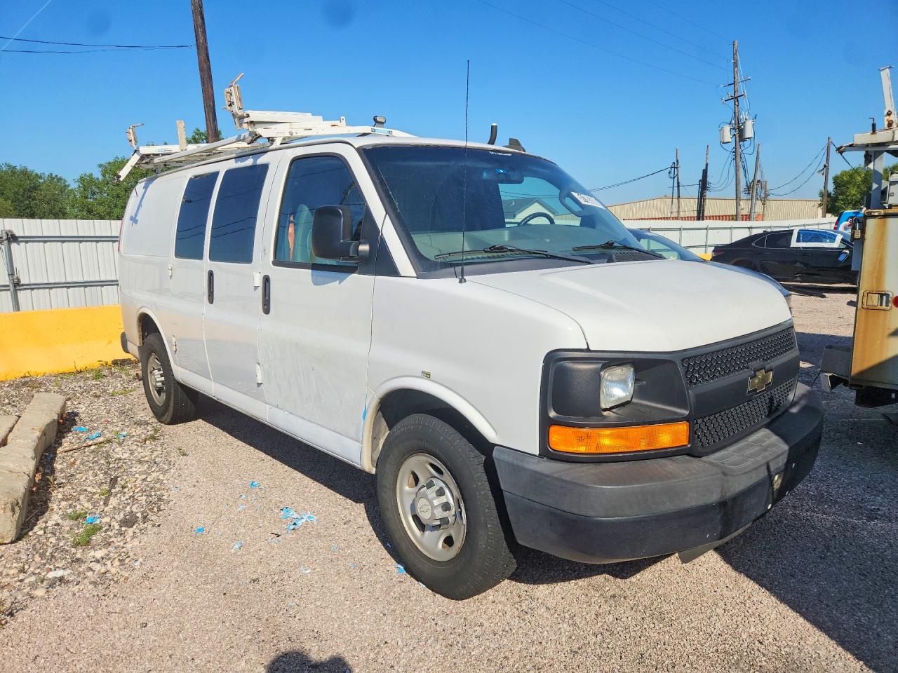2016 CHEVROLET EXPRESS