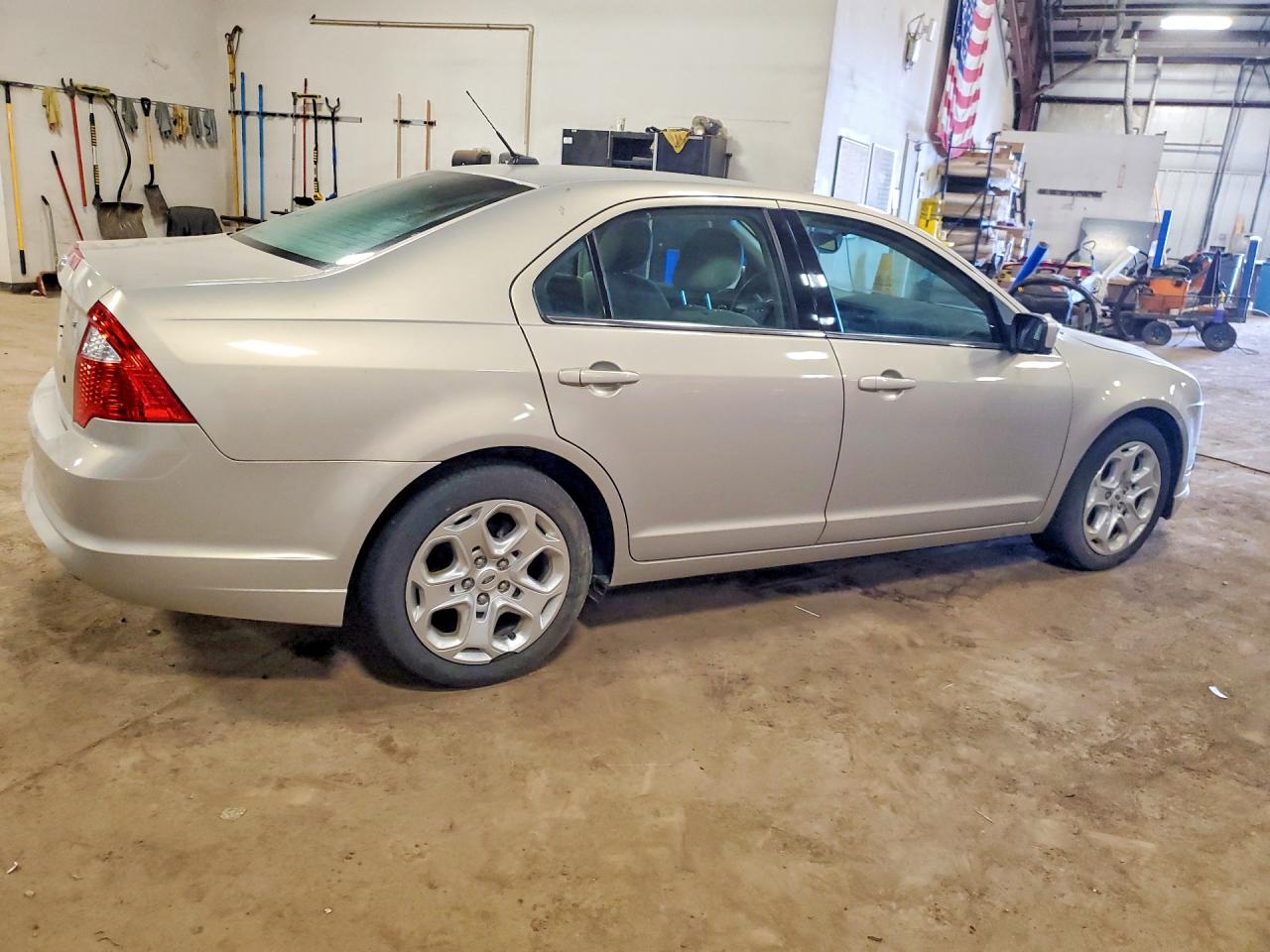 2010 FORD FUSION