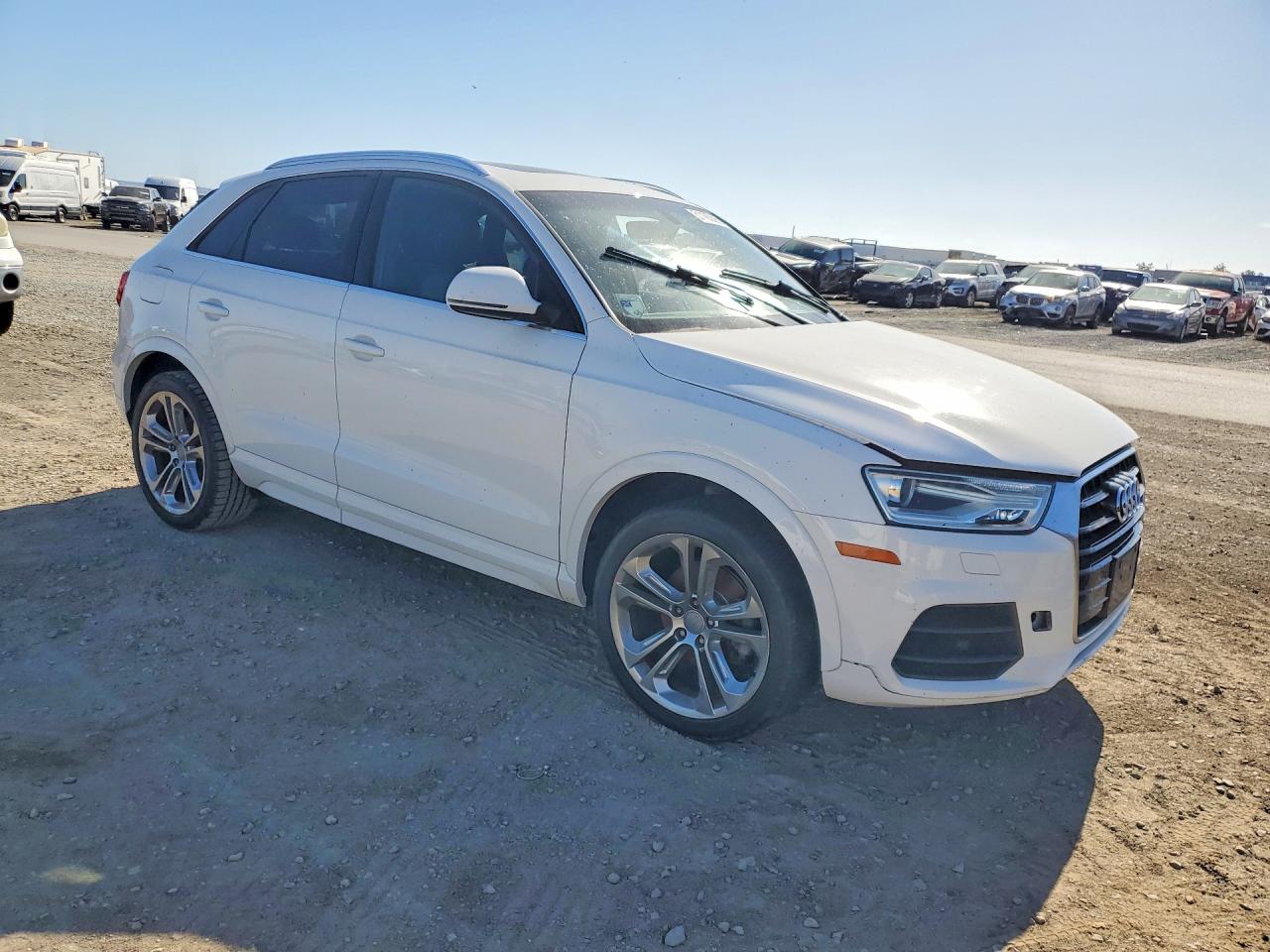 2016 AUDI Q3