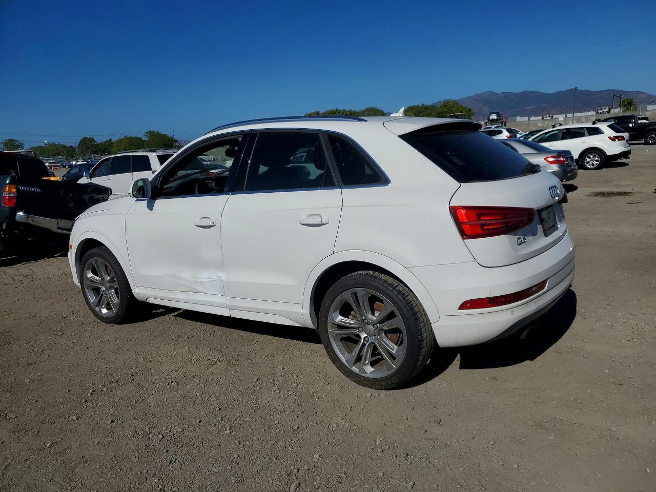 2016 AUDI Q3