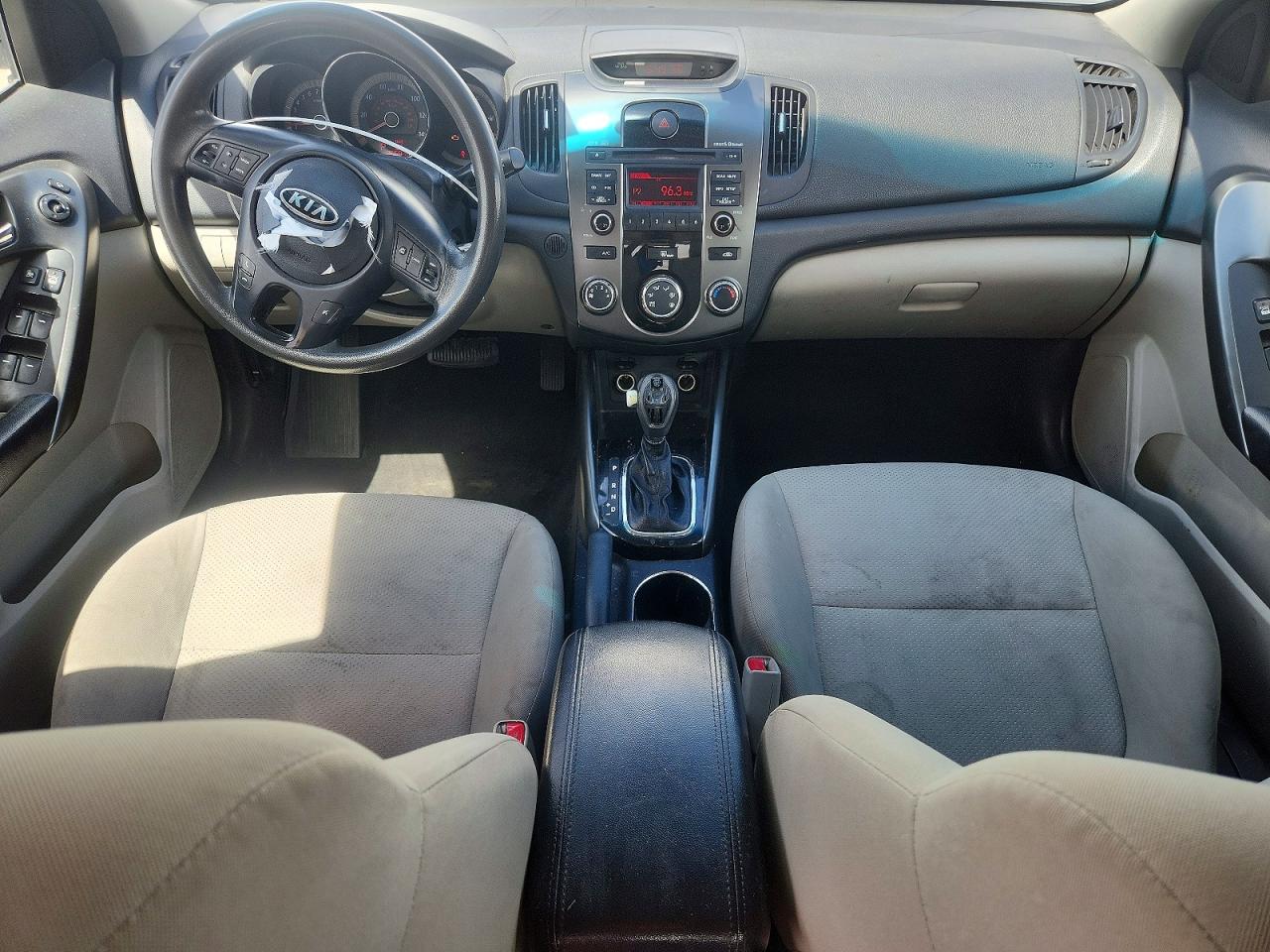 2013 KIA FORTE
