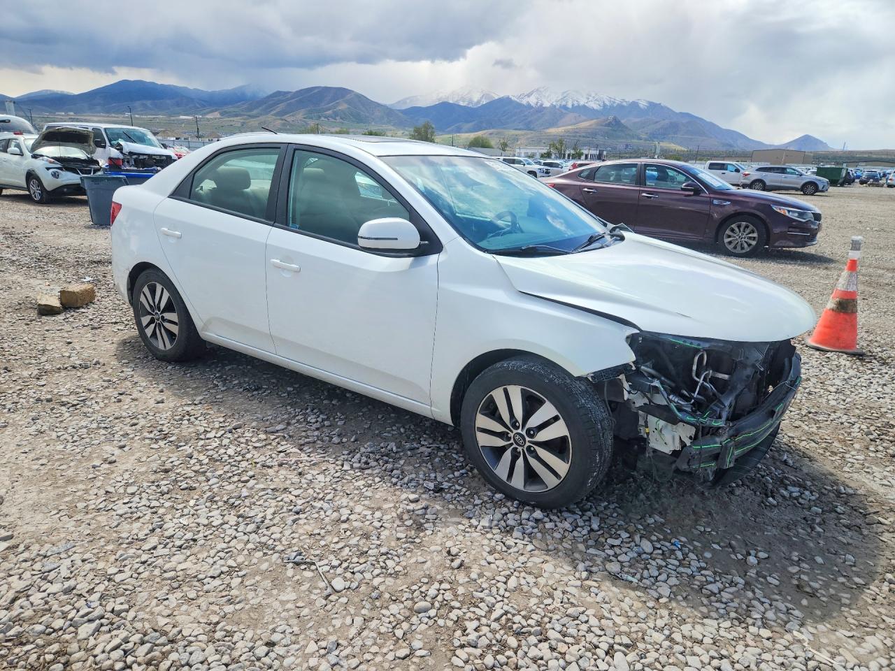2013 KIA FORTE
