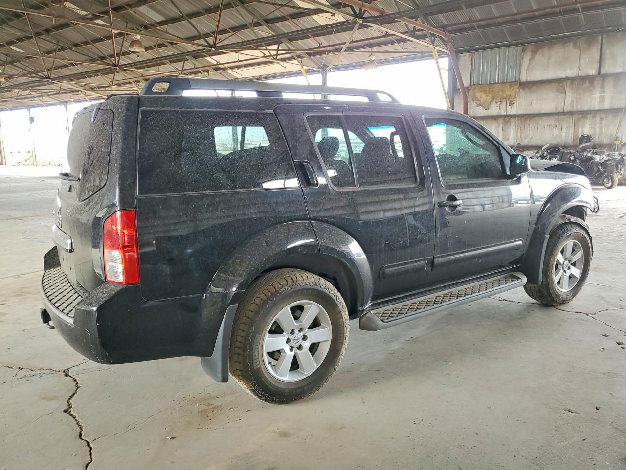 2011 NISSAN PATHFINDER