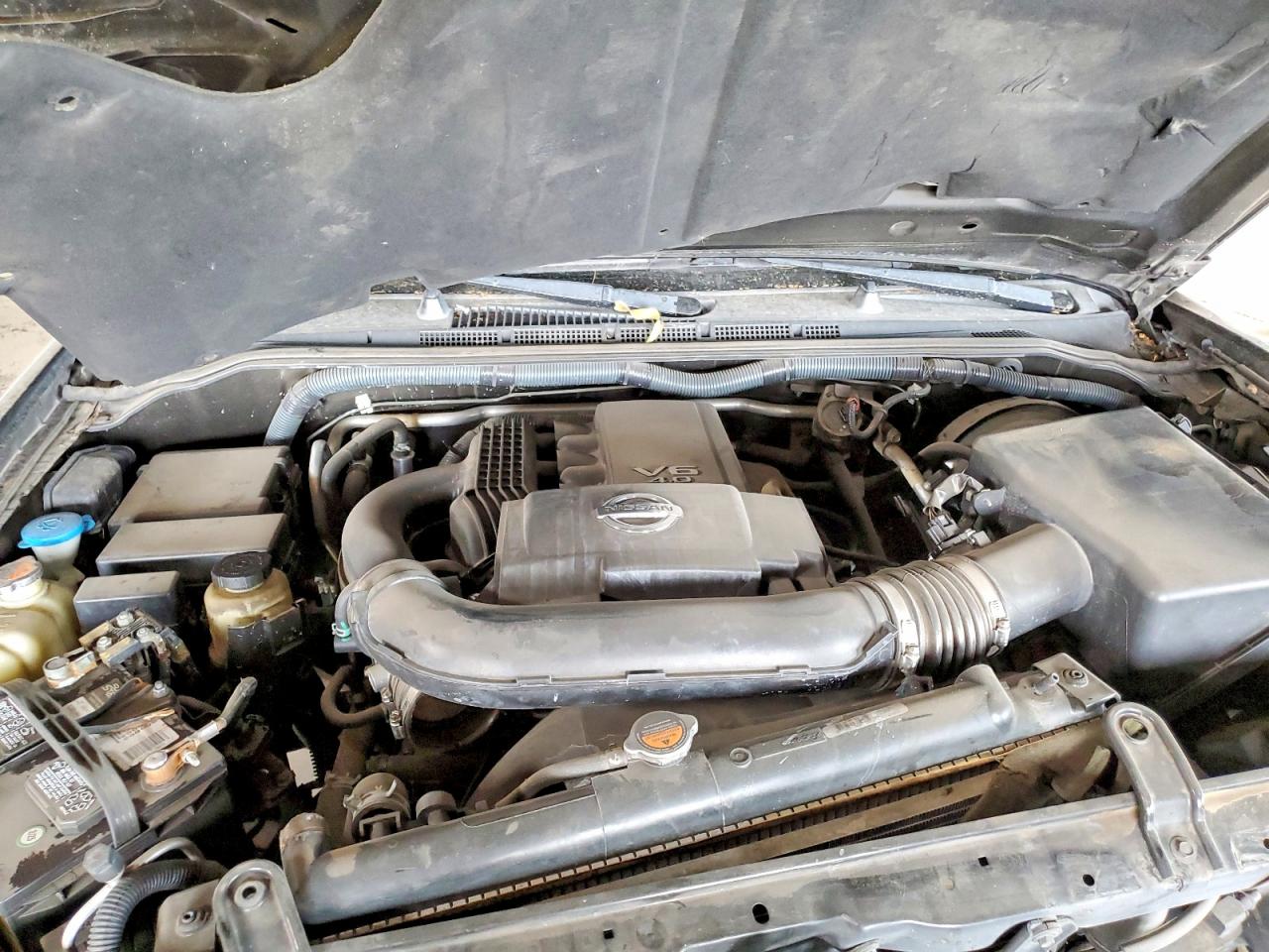 2011 NISSAN PATHFINDER