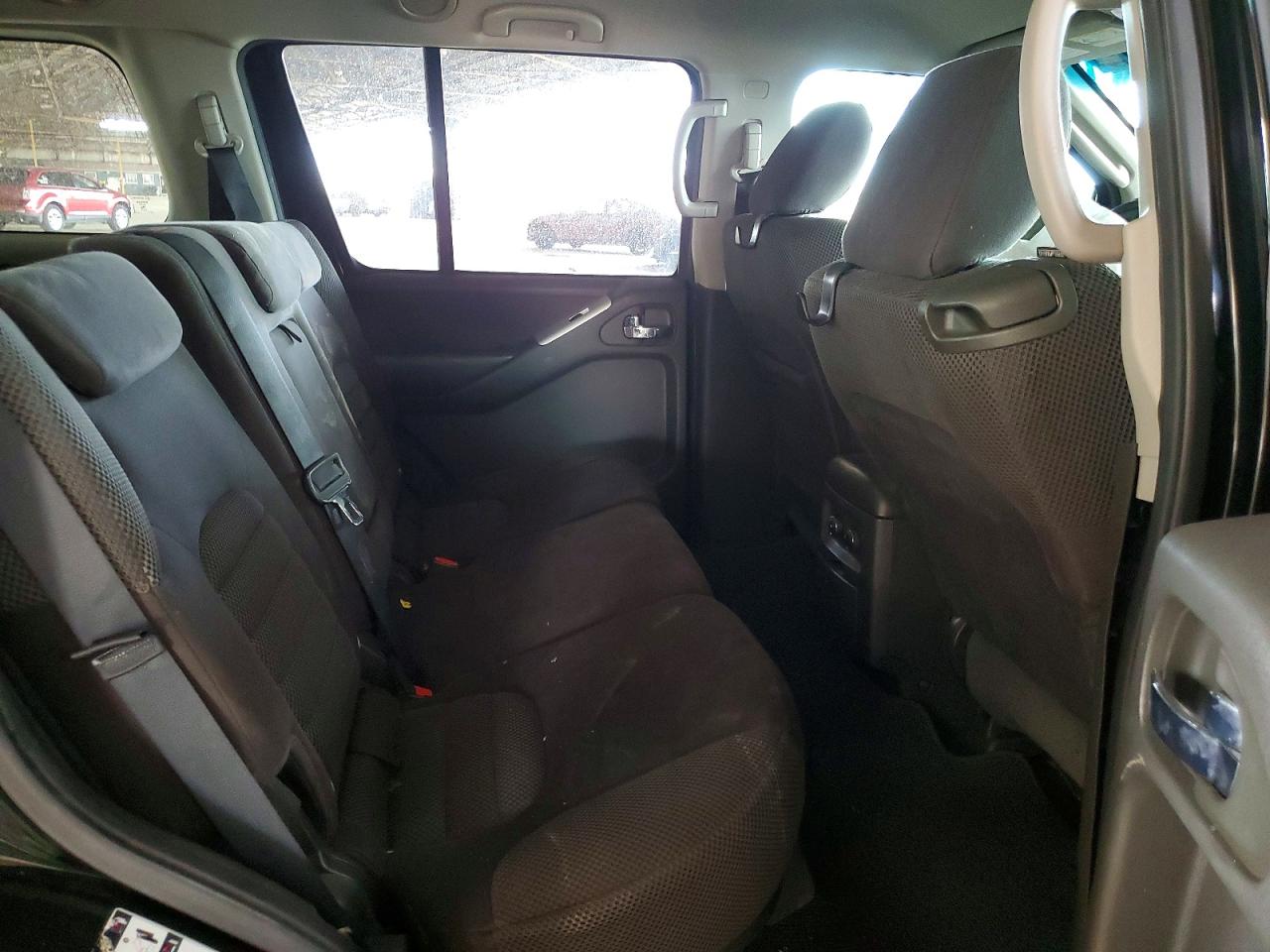 2011 NISSAN PATHFINDER
