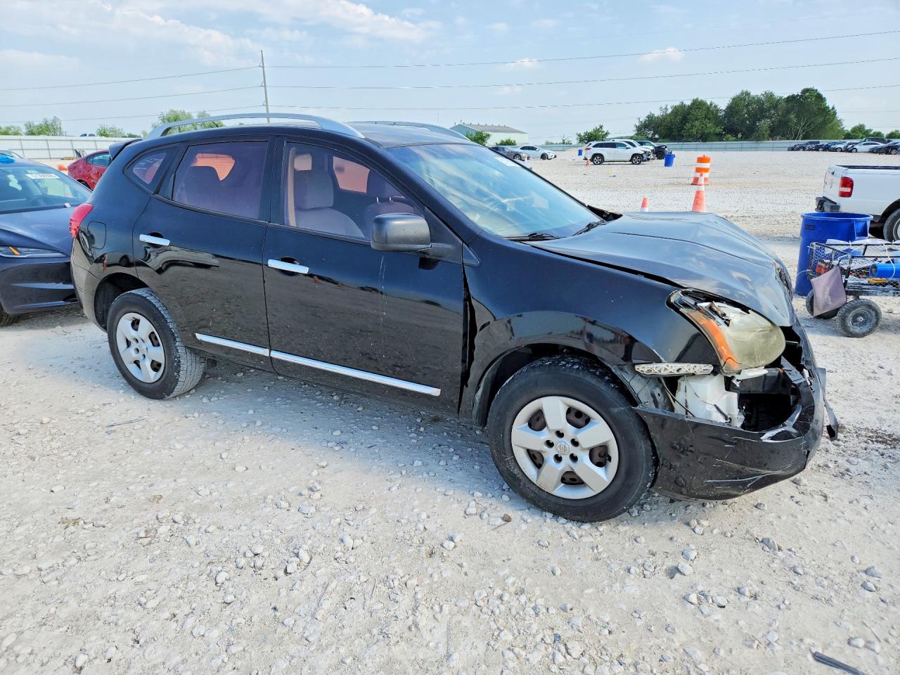 2014 NISSAN ROGUE