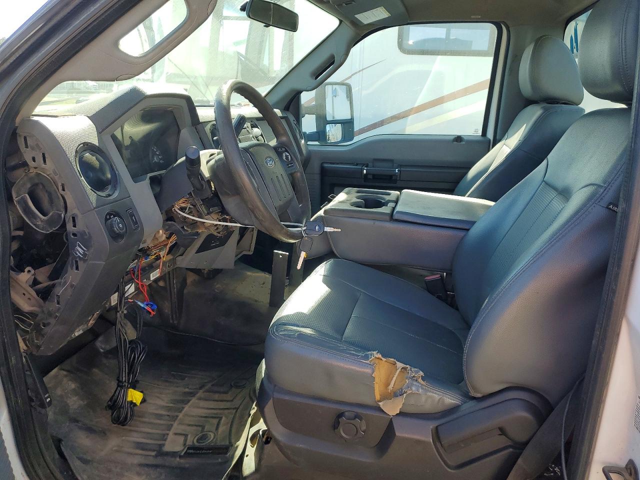 2016 FORD F550