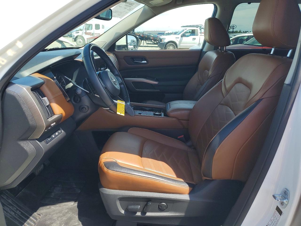 2022 NISSAN PATHFINDER