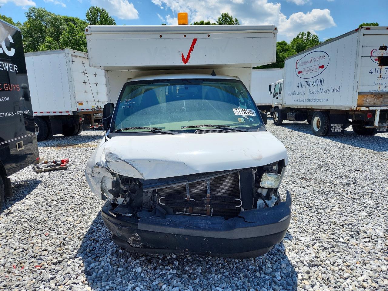 2017 CHEV EXPRESS