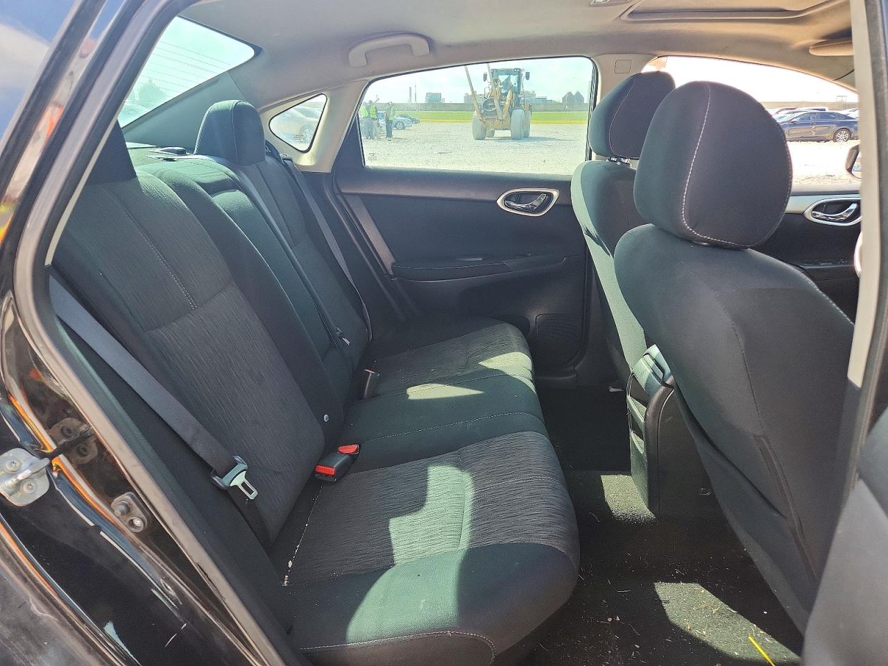 2015 NISSAN SENTRA