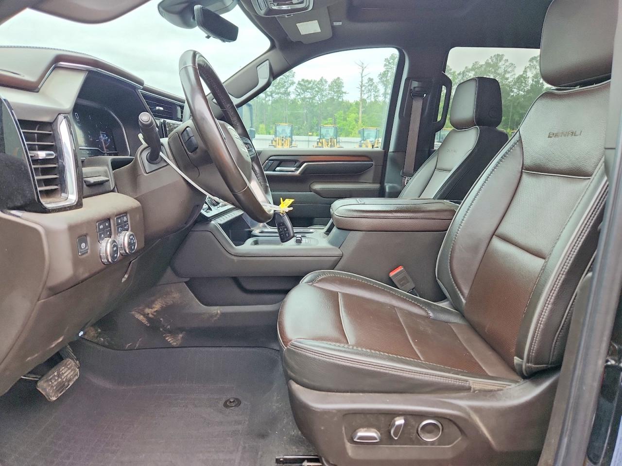 2024 GMC SIERRA