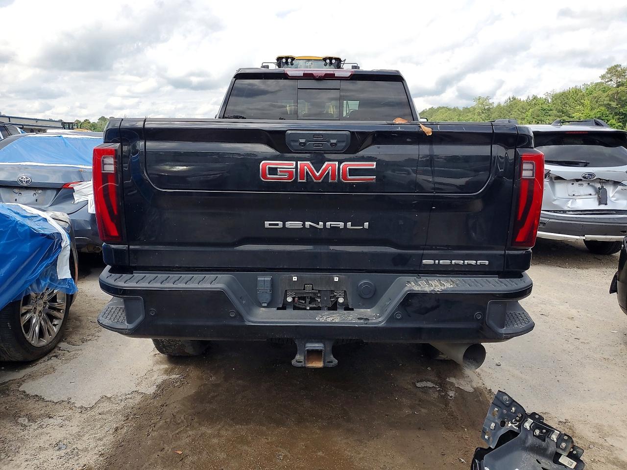 2024 GMC SIERRA