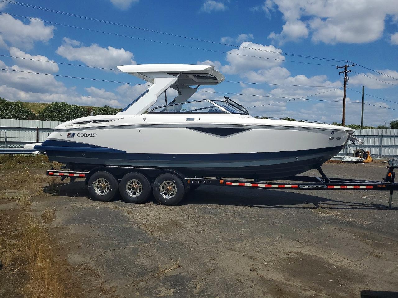 2022 COBALT Boat