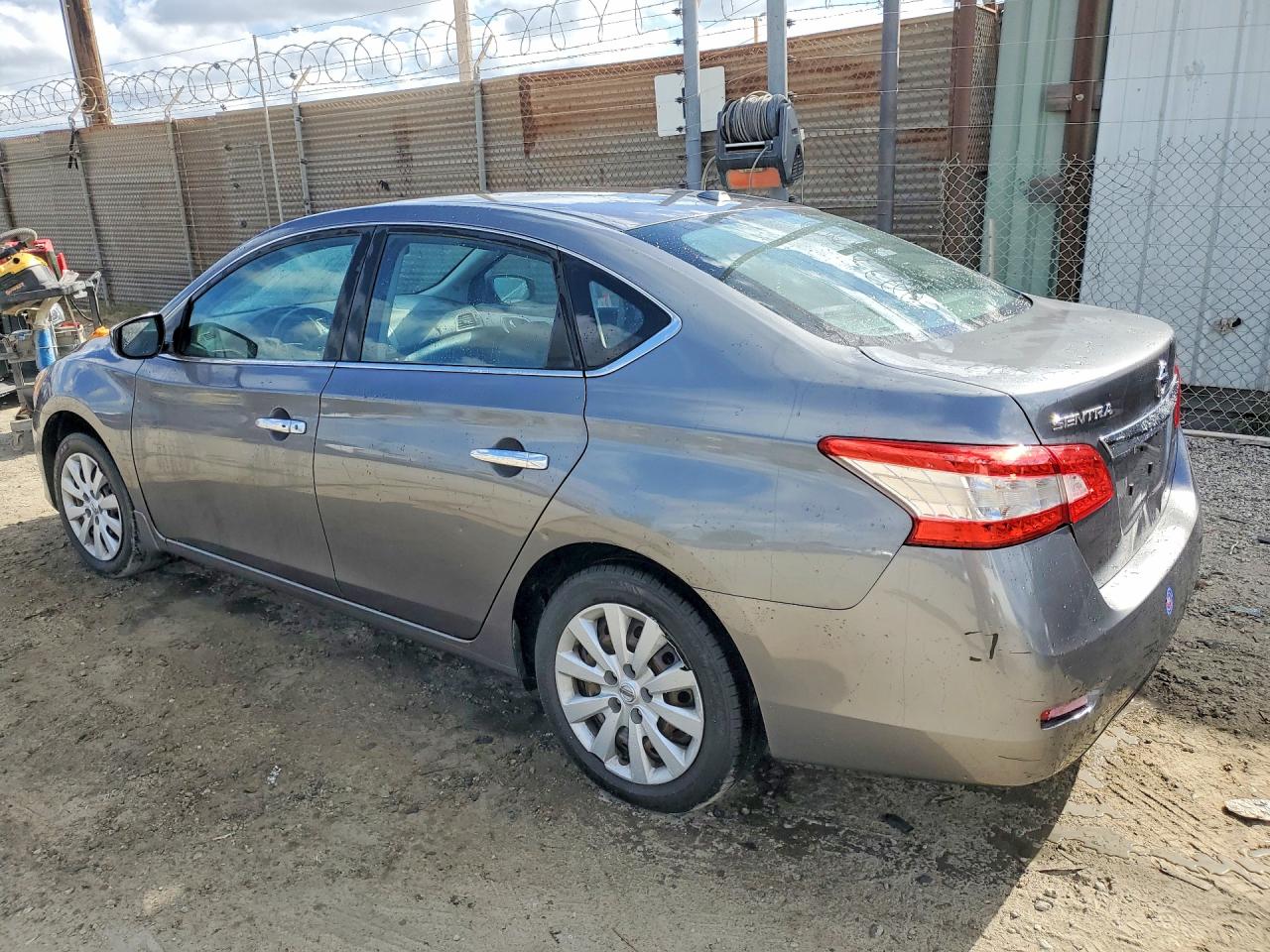 2015 NISSAN SENTRA
