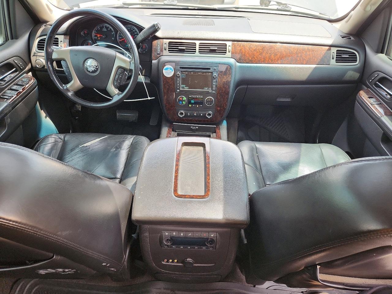 2010 GMC YUKON