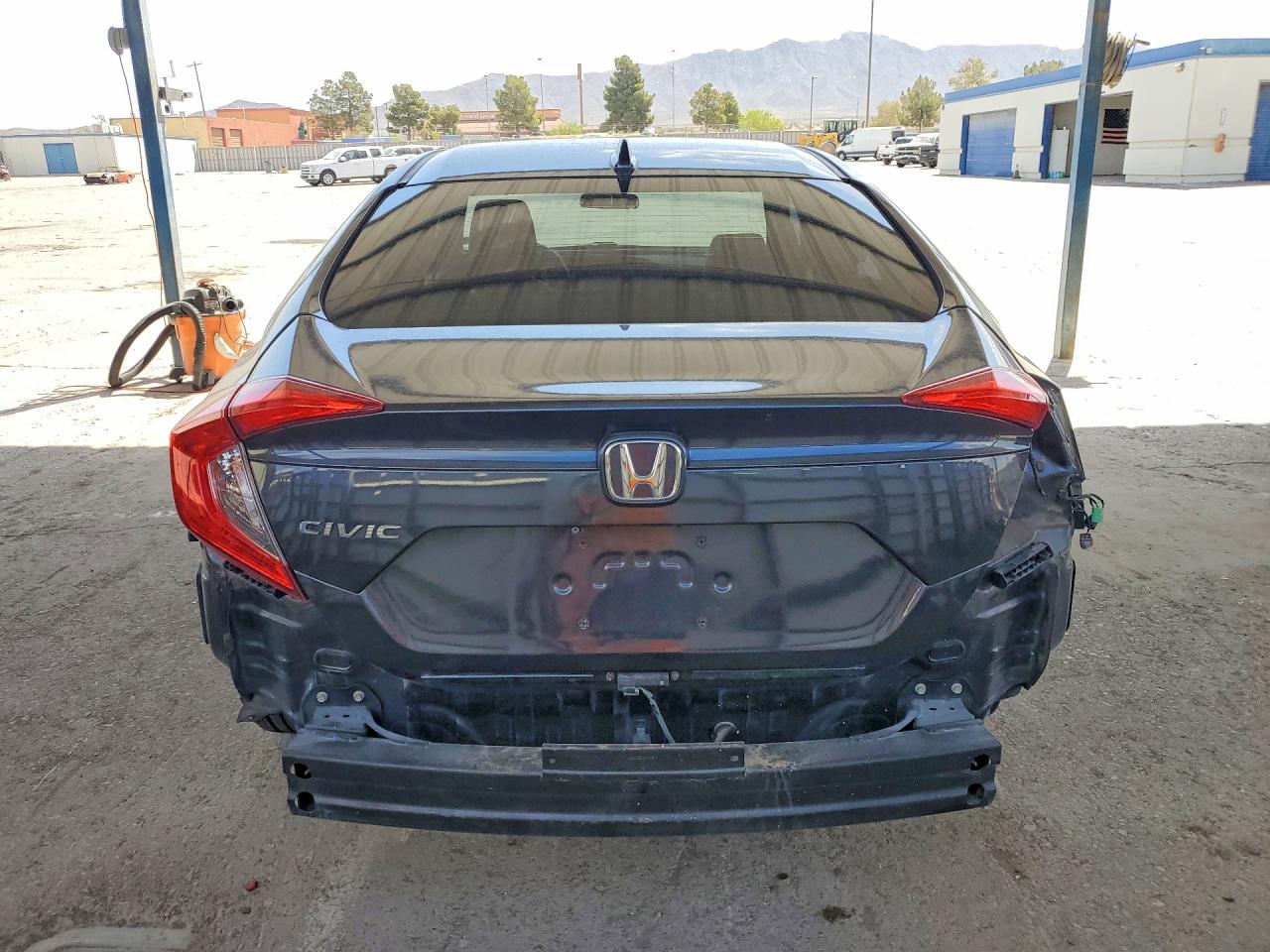 2018 HONDA CIVIC